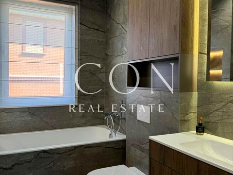 будинок за адресою Соборна вул. ()