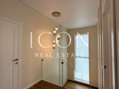 будинок за адресою Соборна вул. ()