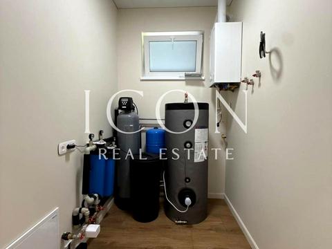 будинок за адресою Соборна вул. ()