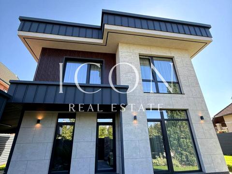 будинок за адресою Соборна вул. ()