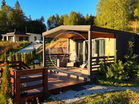 будинок за адресою Миколи Устияновича вул.