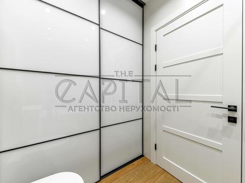 квартира за адресою Салютна вул., 2к6