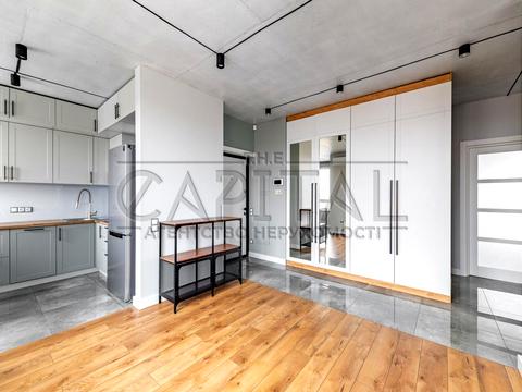 квартира за адресою Салютна вул., 2к6