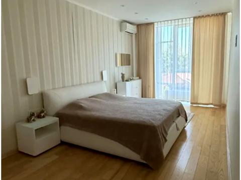 квартира за адресою Авіаконструктора Антонова вул., 2-Б