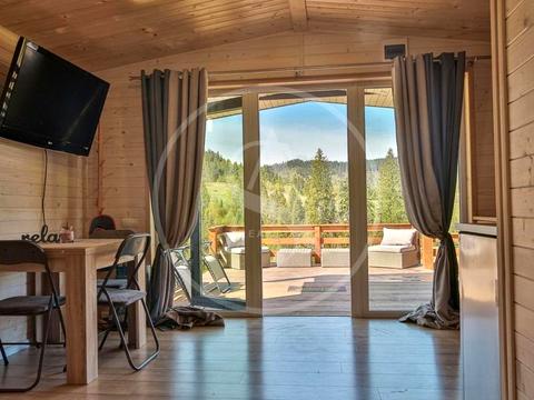 будинок за адресою Миколи Устияновича вул.