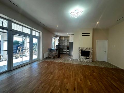 будинок за адресою Київська