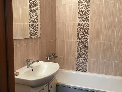 квартира за адресою Курсанта Єськова вул., 14-Б