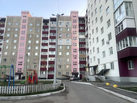 квартира за адресою Курсанта Єськова вул., 14-Б