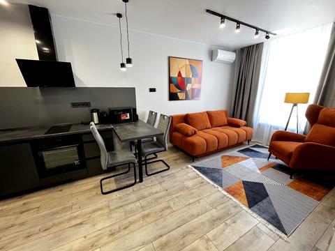 квартира за адресою Менделєєва вул., 19