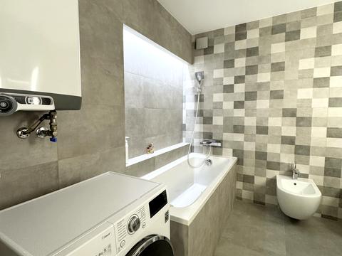 квартира за адресою Лесі Українки вул., 63