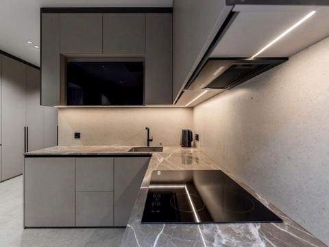 квартира за адресою Андрія Верхогляда вул. (Михайла Драгомирова), 11