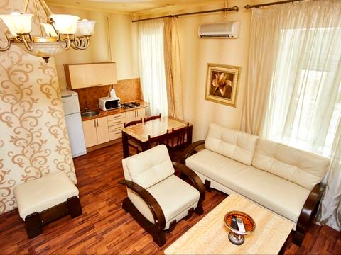 квартира за адресою Театральний пров. (Чайковського), 12