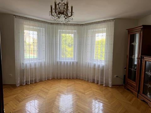 квартира за адресою Кирила Трильовського вул., 14