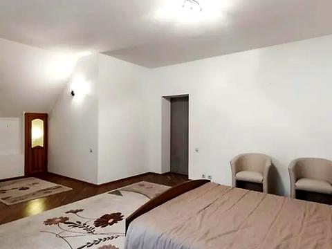 будинок за адресою Київська вул.