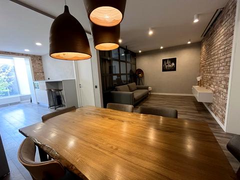 квартира за адресою Левка Лук'яненка вул. (Василя Жуковського), 16, 18, 20, 24