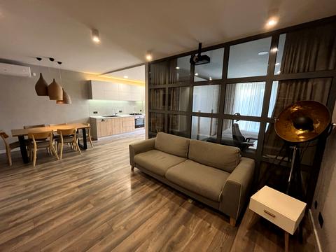 квартира за адресою Левка Лук'яненка вул. (Василя Жуковського), 16, 18, 20, 24