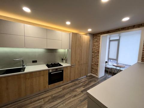 квартира за адресою Левка Лук'яненка вул. (Василя Жуковського), 16, 18, 20, 24