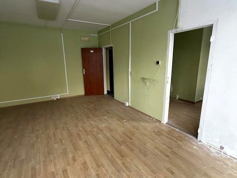 комерційна за адресою Генерала Свободи вул., 9-А