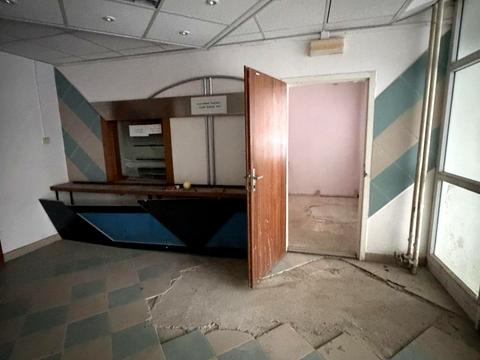 комерційна за адресою Генерала Свободи вул., 9-А