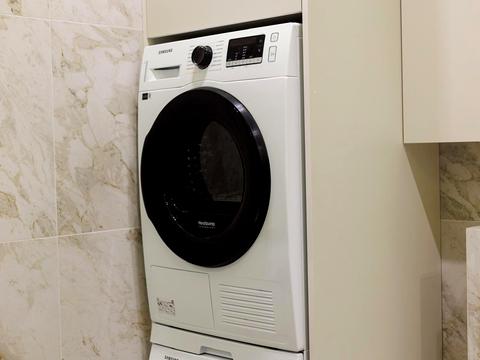 будинок за адресою с. Сторожниця, Малинова, 1