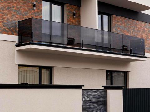 будинок за адресою с. Сторожниця, Малинова, 1