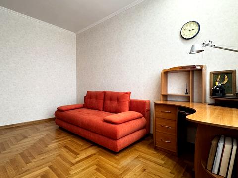 квартира по адресу Сталеваров ул., 13