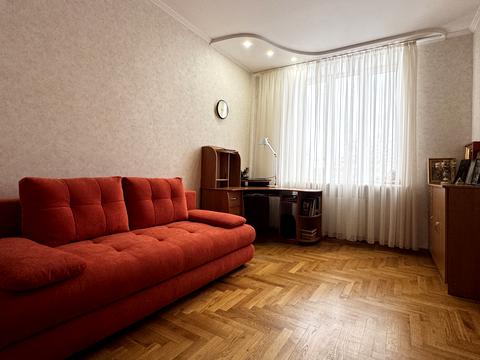 квартира по адресу Сталеваров ул., 13