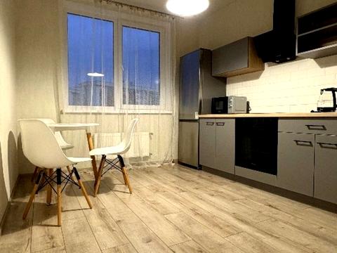 квартира за адресою Перлинна вул., 1