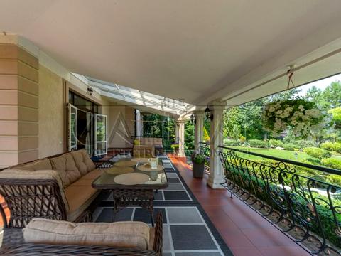 дом по адресу Велика Набережна, 13