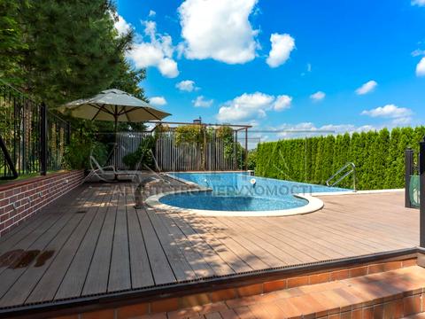 дом по адресу Велика Набережна, 13