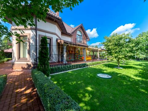 дом по адресу Велика Набережна, 13