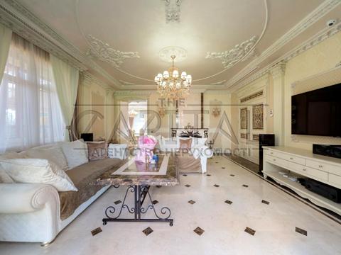 дом по адресу Велика Набережна, 13