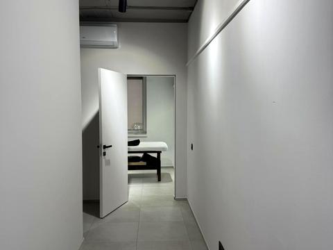 комерційна за адресою Ужгород, Василя Гаджеги вул., 1-А