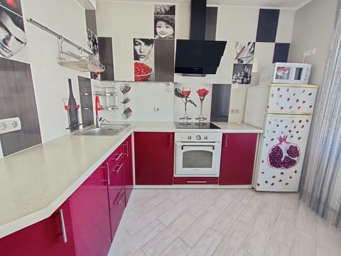 квартира за адресою Бориса Гмирі вул., 12-Б