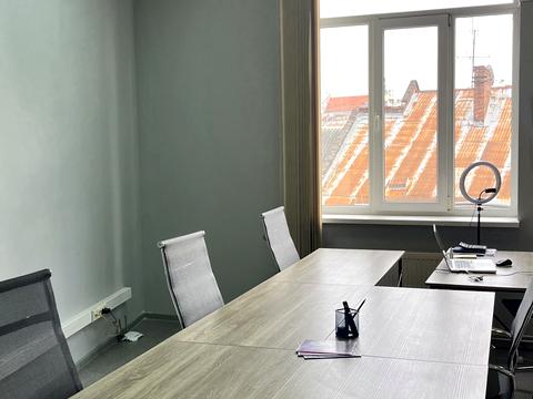 комерційна за адресою Городоцька вул., 8