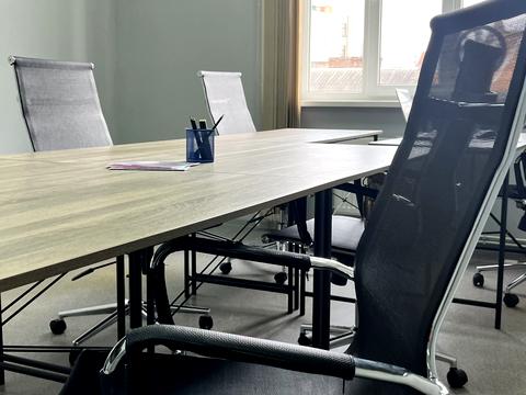 комерційна за адресою Городоцька вул., 8