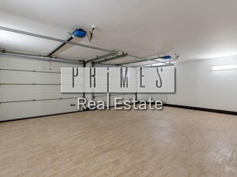 будинок за адресою Вишнева вул., 24