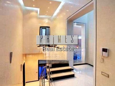 будинок за адресою Вишнева вул., 24