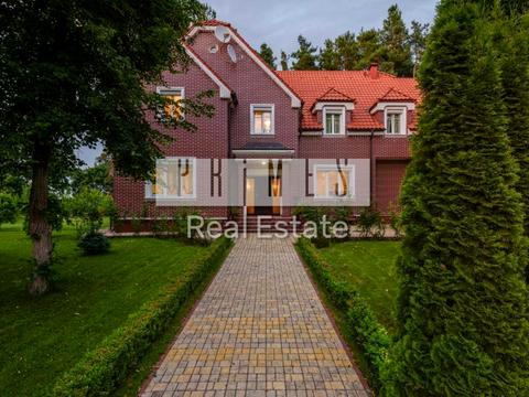 будинок за адресою смт. Козин, Анатолія Солов'яненка вул.