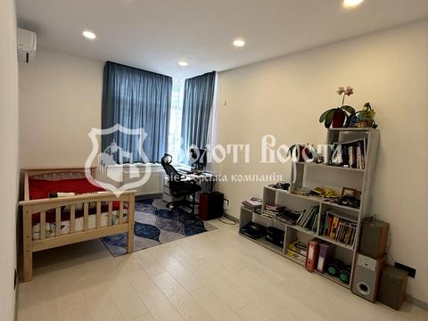 квартира за адресою Юнацька вул., 6