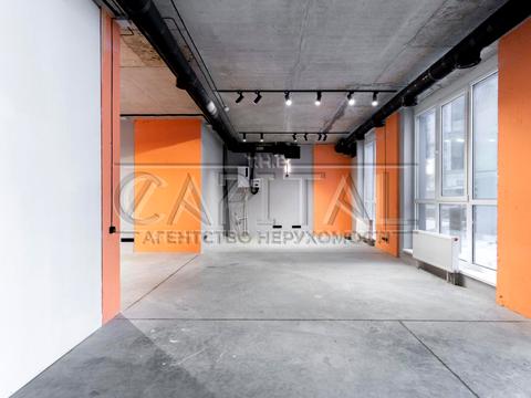 комерційна за адресою Центральна вул., 19