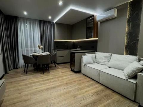 квартира за адресою Родини Крістерів вул., 14-Б