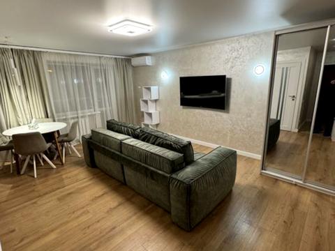 квартира за адресою Печерський узвіз, 11