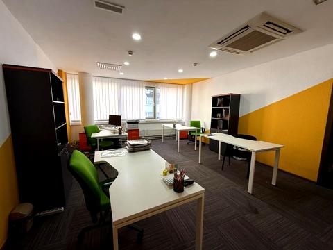 комерційна за адресою Софіївська вул., 1/2