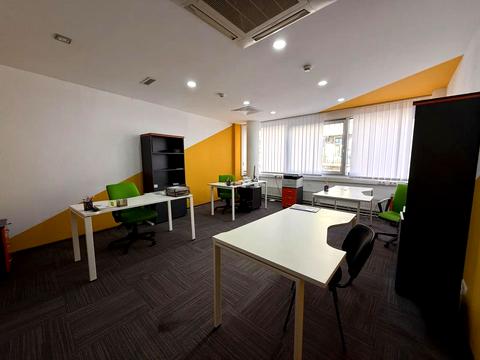 комерційна за адресою Софіївська вул., 1/2