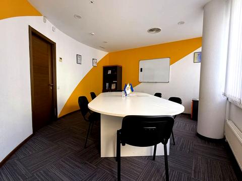 комерційна за адресою Софіївська вул., 1/2