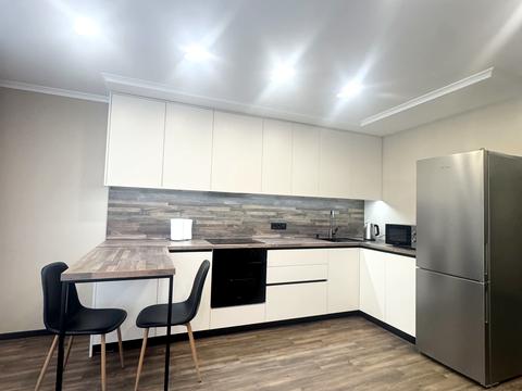 квартира за адресою Михайла Максимовича вул. (Онуфрія Трутенка), 32-Б