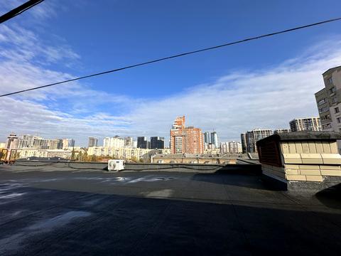 комерційна за адресою Антоновича вул. (Горького), 157