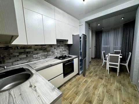 квартира за адресою Миру вул., 2