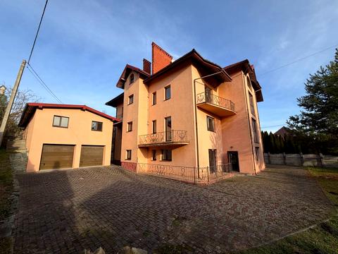 дом по адресу Коротка, 1